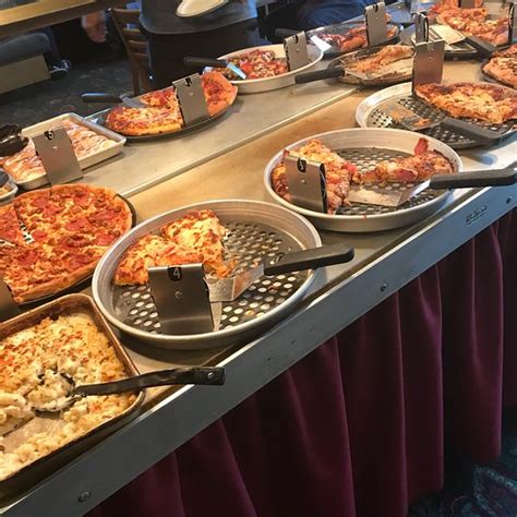 Pizza hut fort wayne - 1. Pizza Hut. 2. Pizza Hut. “There's the standard hot bar for the pizza buffet and also a salad bar (which is usually kept...” more. 3. Pizza Hut. “This is our go-to Pizza Hut buffet once a year as we leave Michigan to drive home to TN every...” more. 4. 